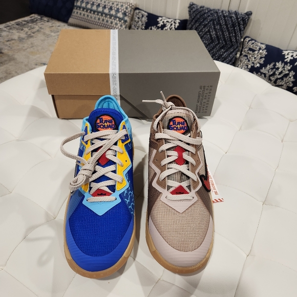 Space Jam x LeBron 18 Low EP 'Wile E. x Roadrunner - Picture 5 of 16